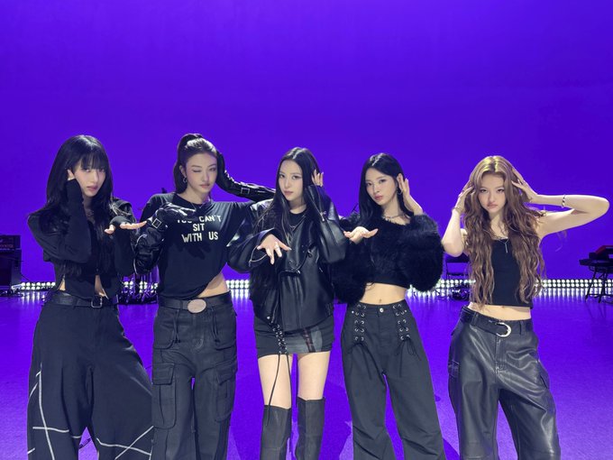 G3k6CVhXEAAPqdv?format=jpg&name=small