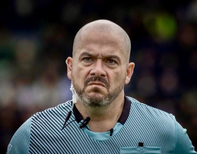 keith_sheerin's tweet image. My game face😂
This was me just warming up before the @MeathGAA Senior Championship Final 
#inthezone #gaaref #lovewhatyoudo