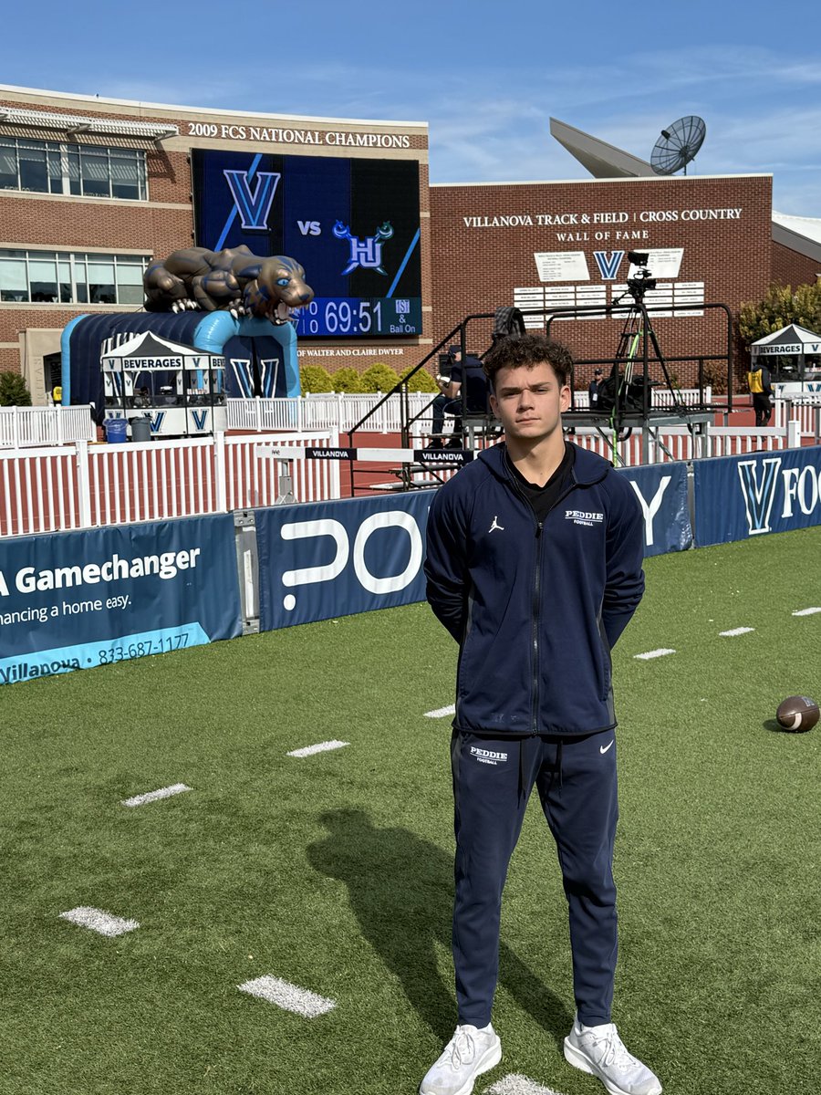 Had an awesome game day visit today at Villanova University!

Thank you to the Villanova staff for having me. <a href="/devine_sean/">Sean Devine</a> @coachferrantevu <a href="/CoachPagan/">Nathan Pagan</a> @gomvb <a href="/Coach_Fab/">Mark Fabish</a> <a href="/PeddieFalconsFB/">Peddie Football</a>