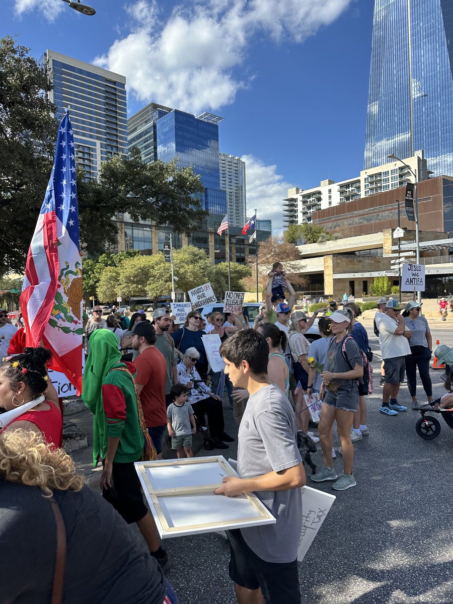 Zoom in on this picture and check out all the great protest signs at Austin No Kings march.