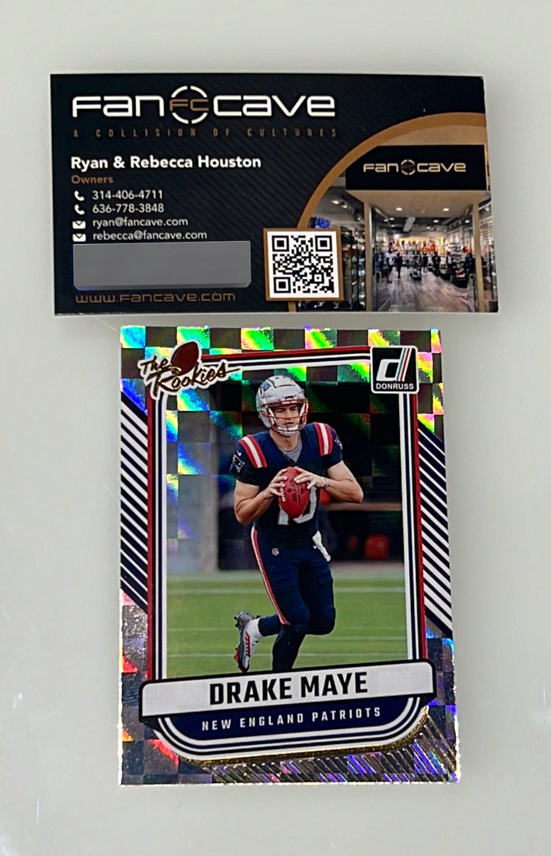 FanCaveSTL's tweet image. 🚨 GIVEAWAY 🚨
- Drake Maye THE ROOKIES Foil 💎
- Like, Retweet, and follow to enter!
- Winner Chosen at 250 RT’s
Check us out online FanCave.com
Or our storefront in Kirkwood, MO.
7 DAYS A WEEK!
Thanks, X! Giveaways DAILY