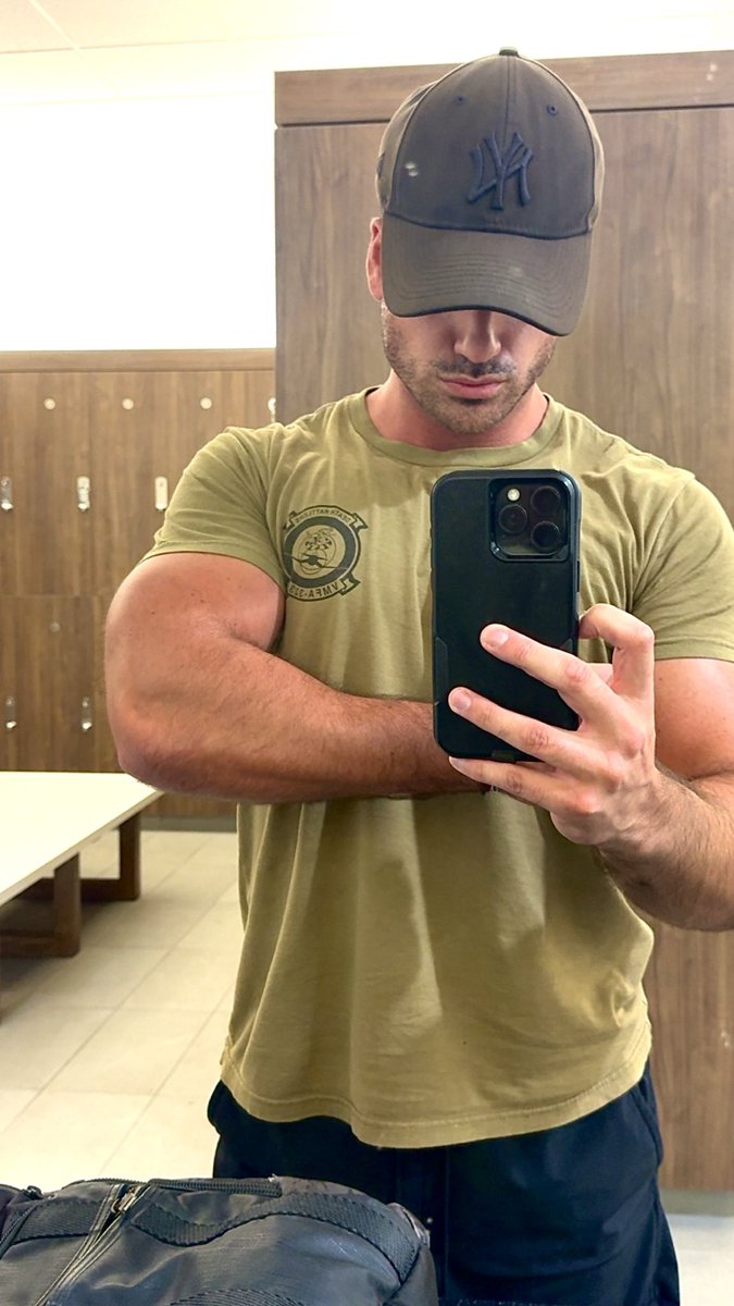 GreekGod J (3.4K) (@thagreekmaster) on Twitter photo The face
The arms
Perfection.
Time to relapse. $$$$$$$$
<a href="/Toeypromo/">Toey</a>
<a href="/ScallySketch/">Scally Sketch</a>
<a href="/MASTER_UPDATES/">|₵Å$H MÅ$T€R_UPDÅT€$ 🇺🇸|39K|</a> The face
The arms
Perfection.
Time to relapse. $$$$$$$$
<a href="/Toeypromo/">Toey</a>
<a href="/ScallySketch/">Scally Sketch</a>
<a href="/MASTER_UPDATES/">|₵Å$H MÅ$T€R_UPDÅT€$ 🇺🇸|39K|</a>