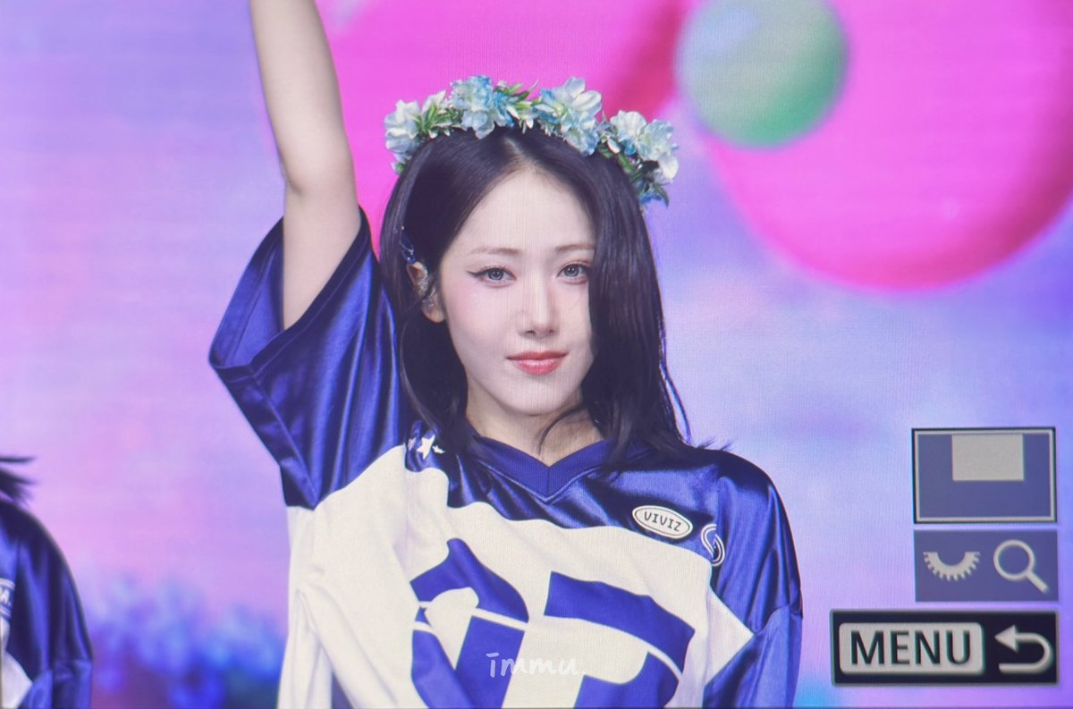 immutable116's tweet image. 251018 홍콩 콘서트 프리뷰

#비비지 #신비 
#VIVIZ #SINB