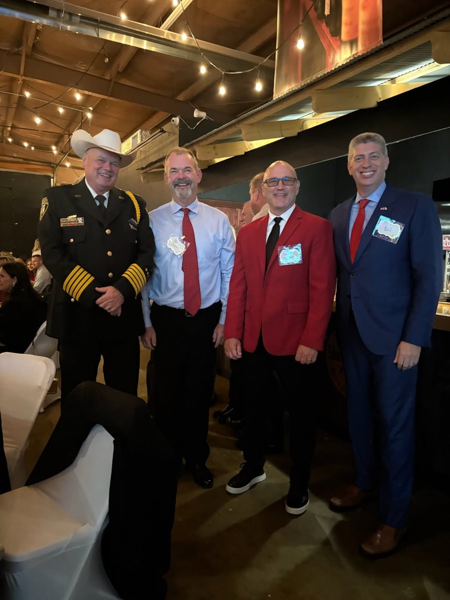 ArmorVine tweet media