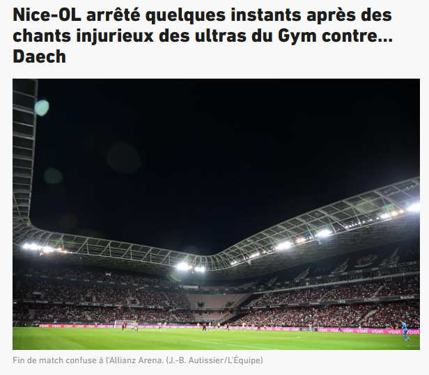 FredGaulois's tweet photo. On en est là aujourd'hui en 🇫🇷 :
Des supporteurs injurient un groupe islamiste qui a commis un attentat faisant 86 morts dans leur ville en 2016.
L'arbitre arrête le match et demande au speaker qu'ils arrêtent leurs insultes😳.
Les supporteurs continuent de chanter "Daesh, Daesh, on t'encule".
On marche sur la tête dans ce pays, Daesh est un groupe terroriste qui a fait couler le sang sur notre sol, ne l'oublions JAMAIS et ce n'est pas ces collabos qui nous ferons taire.