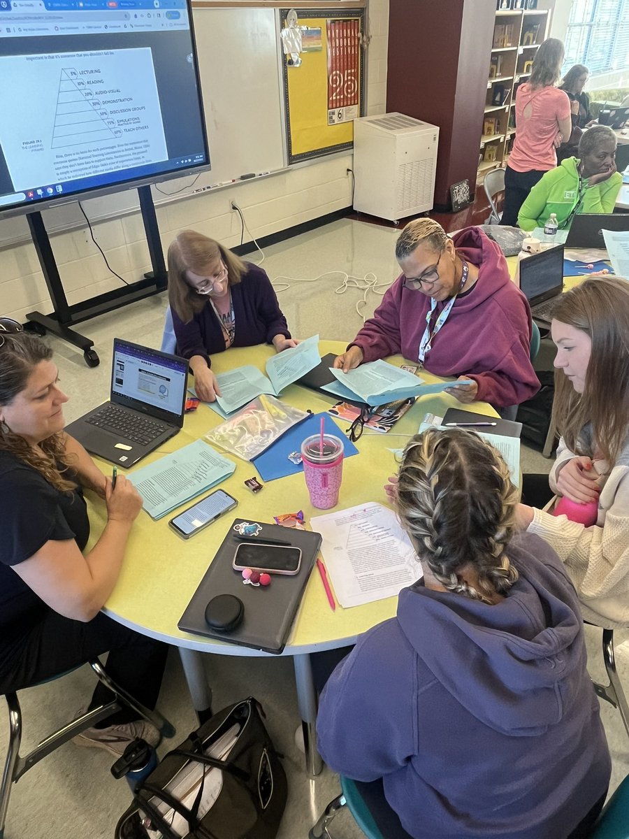 WWESPrincipal1's tweet image. So proud of the WWES staff on showing up to DWPL day with a serious mindset to learn a bit more. The facilitators were strong, staff engaged & outcomes achieved💙🐾🤍 @Director_DSLI @CiantiW @miriampeska
#WildcatsForTheWin