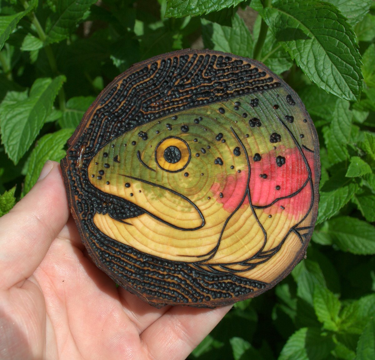 Howdy, I'm Luke!
(formerly @nevesceramics)
I am a ceramicist creature getting my paws into pyrography, currently based in Illinois!
Obsessed with animals, nature, and celebrating queer life ⚧️

check out a gallery of ALL my past work &amp; shop at my website! earthen-were.com