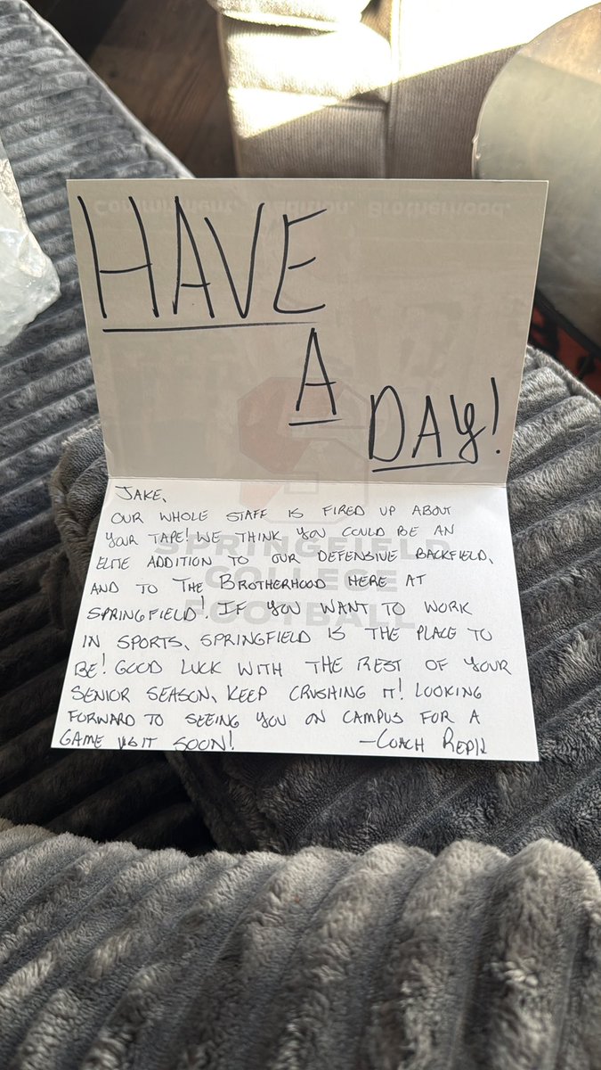 Thank you <a href="/CoachReph/">Vince Reph</a> for the card, Can’t wait to come out to Springfield and see what it’s all about!! <a href="/CoachNipon/">Will Nipon</a> @springfieldfootball @coachlind
