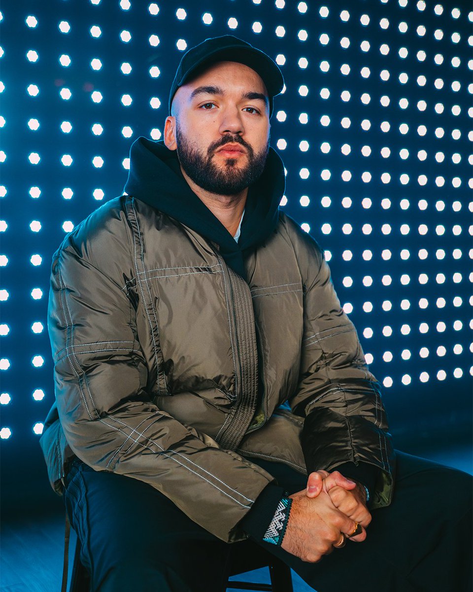 NetflixFR's tweet image. Oli est dans NOUVELLE ÉCOLE saison 4, le 31 octobre.