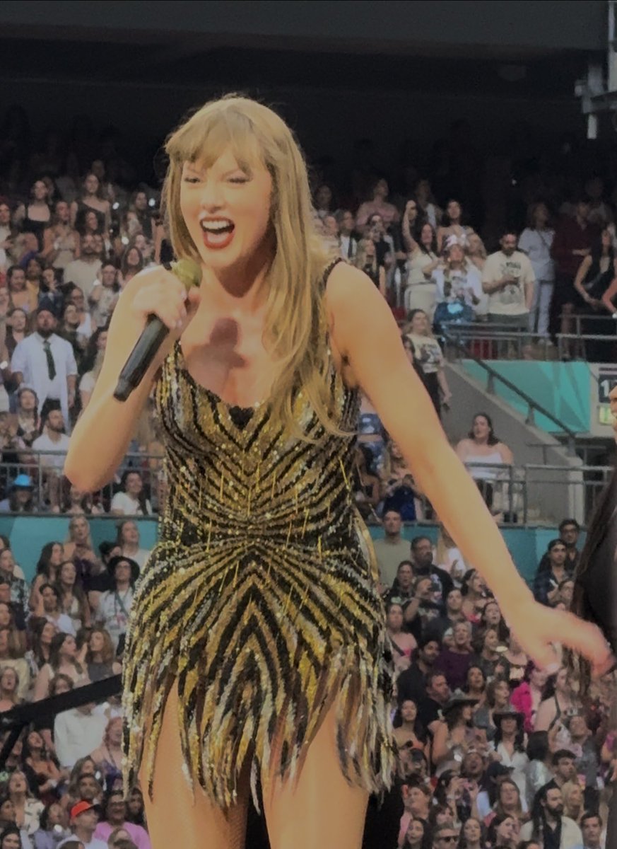 dcylightswift's tweet image. baby deer angel princess