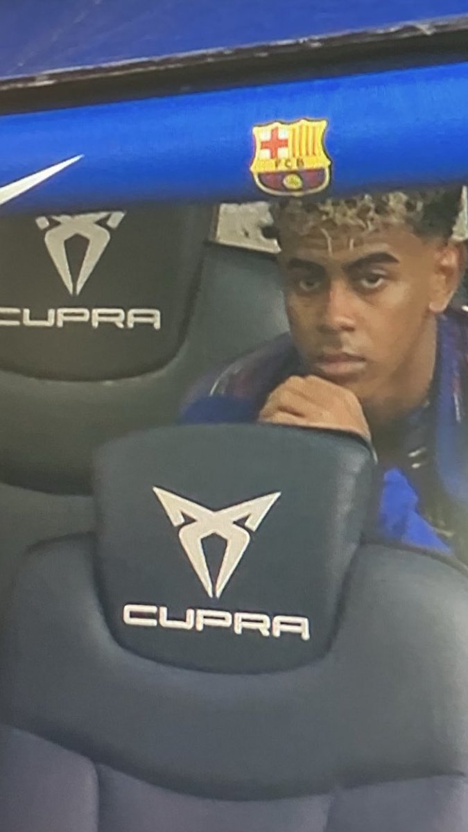 Lamine Yamal ha marcado 1 gol sin penaltis de 29 remates esta temporada en Liga + Champions.

No hay nadie en las 5 grandes ligas con peor efectividad que ha intentado más de 20 remates este curso.