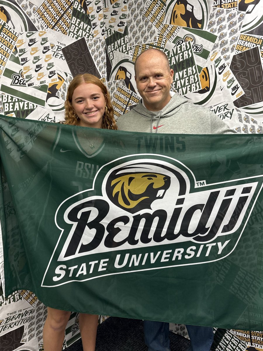 Thanks to <a href="/cjdeville/">Chelsea Stoltenberg</a>, <a href="/3_gartner/">Erica Gartner</a>, and <a href="/CoachSD_/">Sean Daniels</a> for having me up for a great visit!! Loved learning about your academics and your program.
<a href="/BSUBeaversWBB/">Bemidji State Hoops</a> <a href="/MN_Freeze_Bball/">Minnesota Freeze Girls Basketball</a> <a href="/stmaknightsgbb/">stmaknightsgbb</a>