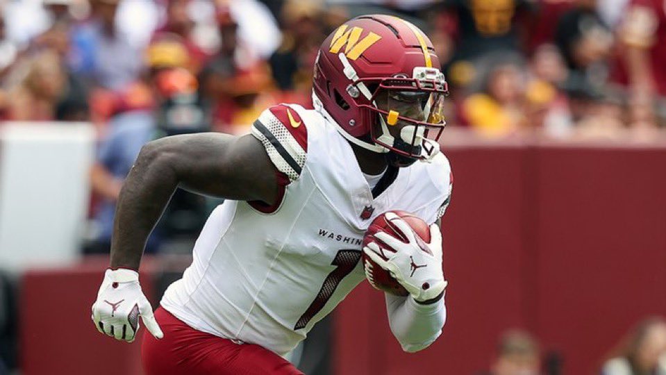 #Commanders WR Deebo Samuel won’t travel to Dallas and has been ruled out for Sunday’s game vs. the #Cowboys. 

In a big division game, Washington will be without its top three receivers: Terry McLaurin, Noah Brown and now Samuel. 
