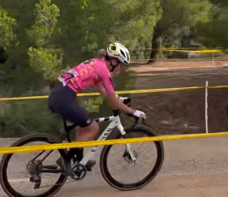 #CopaCataluna: Marc Romero y Alba Lara Rosé vencen el Trofeu Ciclocròs l'Hospitalet de l'Infant en Tarragona

Ciclocross Catalunya: Calendario y clasificaciones 2025

ciclo21.com/ciclocross-cat…