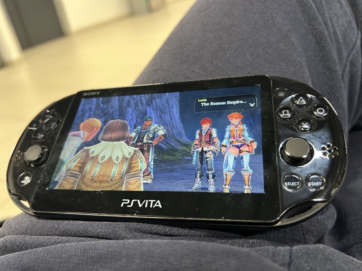 PcollectorPs's tweet image. Airports suck! The Ps Vita doesn’t.