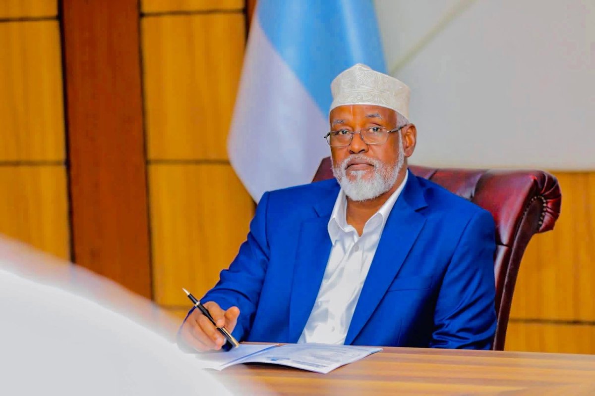 Ahmed Madobe waxaan kula talin lahaa inuu isku soo sharaxo madaxwaynaha federaalka Soomaaliya sanadka 2026.💯 <a href="/PresidentMadobe/">Ahmed Sheikh Mohamed Islam</a>