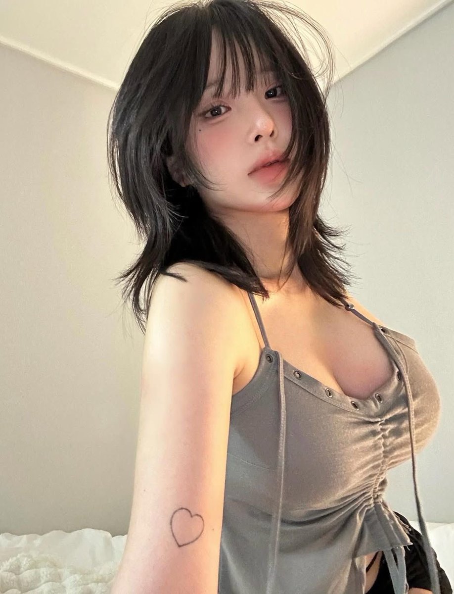 Today I decided to dox myself for the first time and share all my airdrop wins

Initia $3,420
Kaito $3,400
Wormhole $11,240
Berachain $21,380
Hyperliquid $124,310
Mitosis $4,500
Newton $25,190
Eclipse $0
Succinct $3,500
Caldera $20,200
Wayfinder $1,100
Multipli $8,000
Avantis