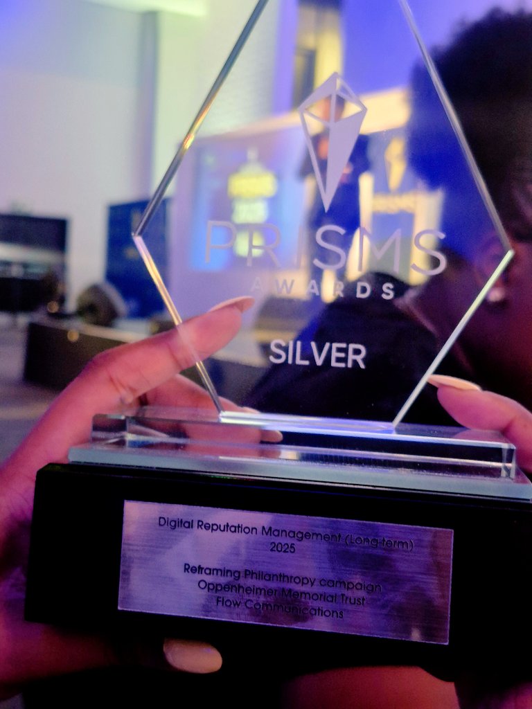 Flow Communications tweet media