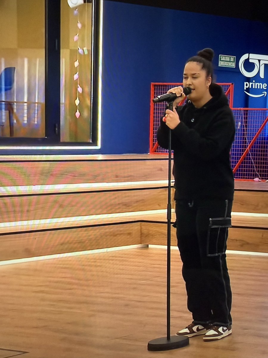 yo tmb estoy viendo el pase de micros de la gala 5