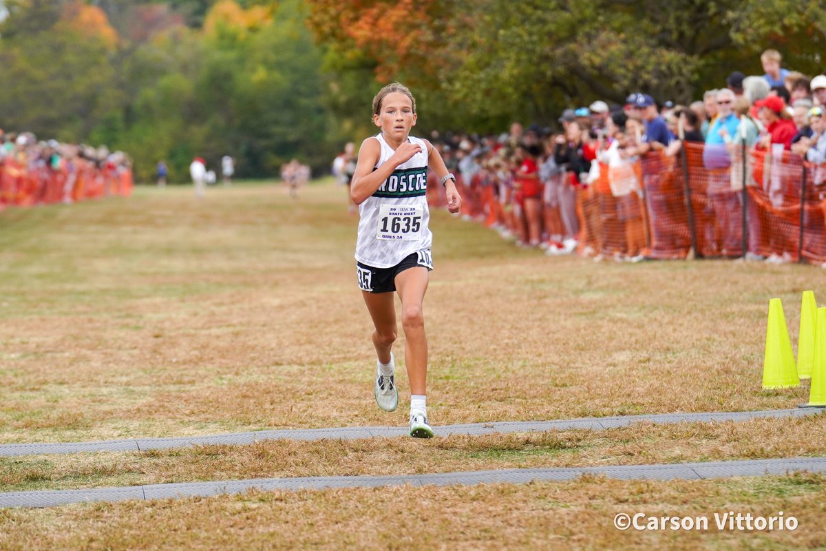 Haylie Simpson of Roscoe gets the win here in 11:29 for the 3A Title!