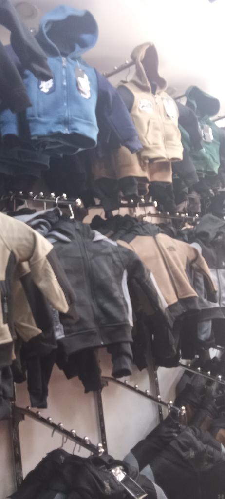 Please help me, my children are five, and provide them with warm clothes during the harsh winter. My children are deprived of everything. 🙏🙏🙏💔#Gaza chuffed.org/project/150407…