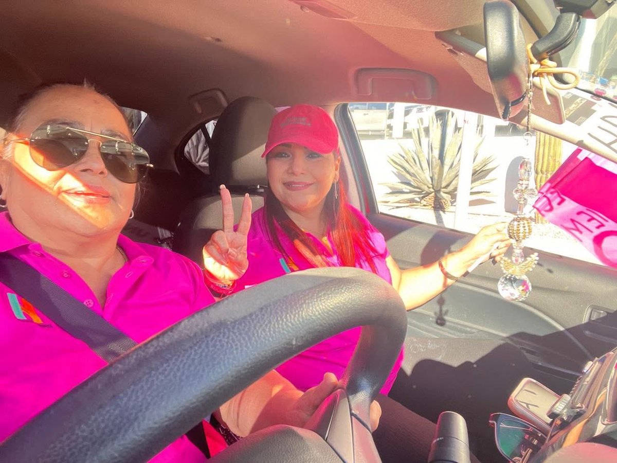 MujerHMO's tweet photo. ✨¡La prevención está en tus manos!🙌🏻

Con todo gustó la @MujerHMO , participó en la 11va. Caravana que organiza elHospital San José , para conmemorar el “Día Mundial de la Lucha contra el Cáncer de Mama”💕

#ChecateATiempo
#11va.CaravanaPorLaVida https://t.co/O3OrPGrQyK