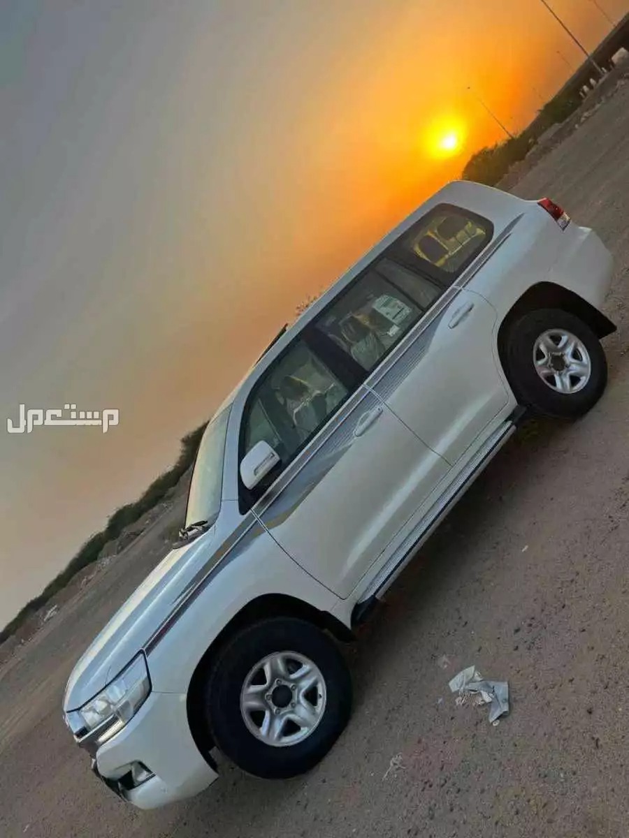 mstaml_com's tweet image. تويوتا لاندكروزر Toyota Land Cruiser 2018 مستعملة للبيع في الرياض بسعر 170 ألف ريال سعودي
للتواصل مع المعلن 👇 :
mstaml.com/4586886
#مستعمل_السعودية #سيارات_للبيع #سيارات_السعودية #سيارات_مستعملة #تويوتا_لاندكروزر #الرياض