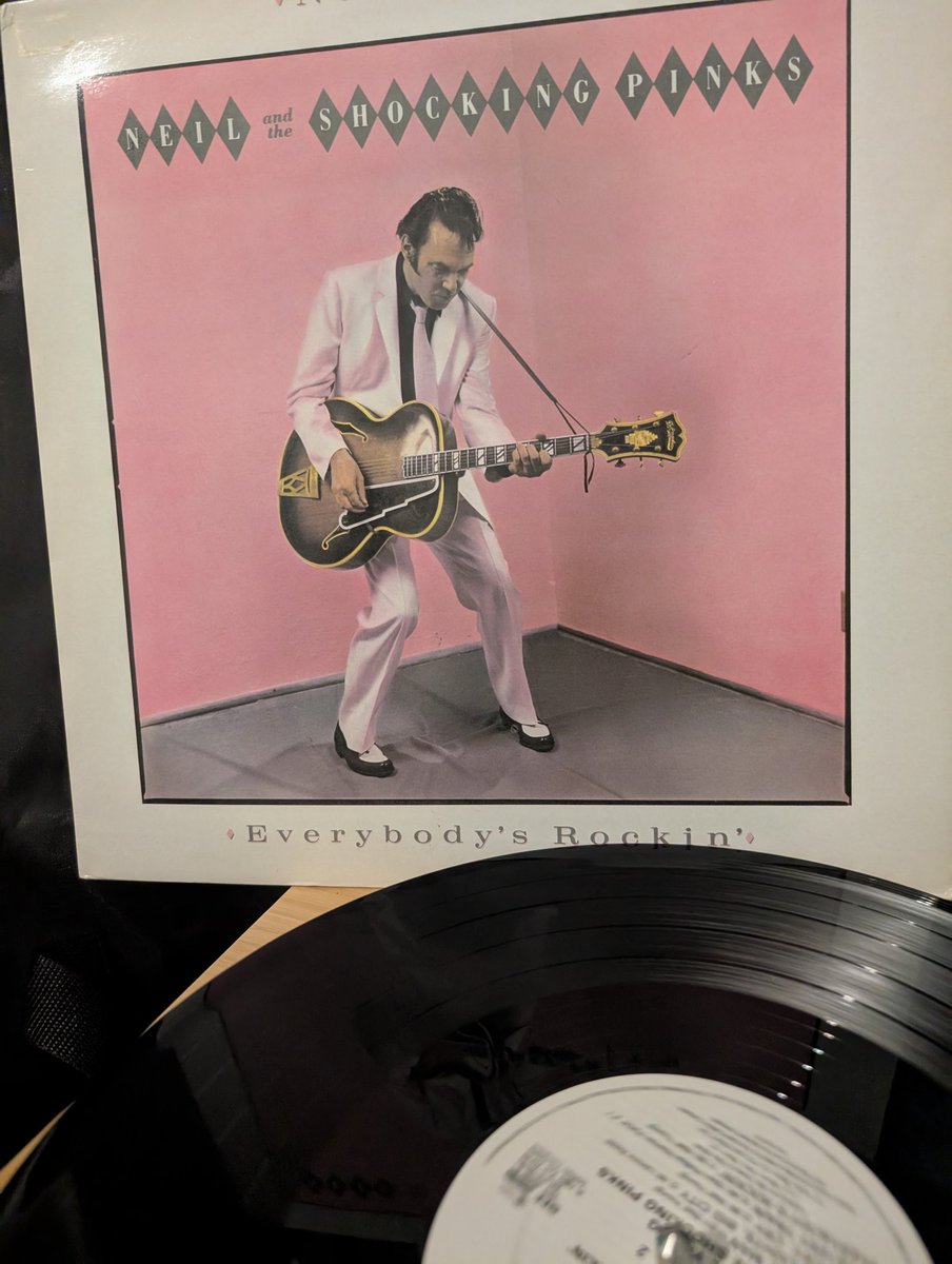 1000 album challenge 🎧

#644

Everybody's rockin by <a href="/NeilYoungNYA/">Neil Young Archives</a> 

Doesn't get much love from Neil fans. But i loved it. Gold old fashioned rock and roll.

Fav tracks: Betty Lou's got a new pair of shoes &amp; mystery train

#1000album
#neilyoung
#vinylrecords
