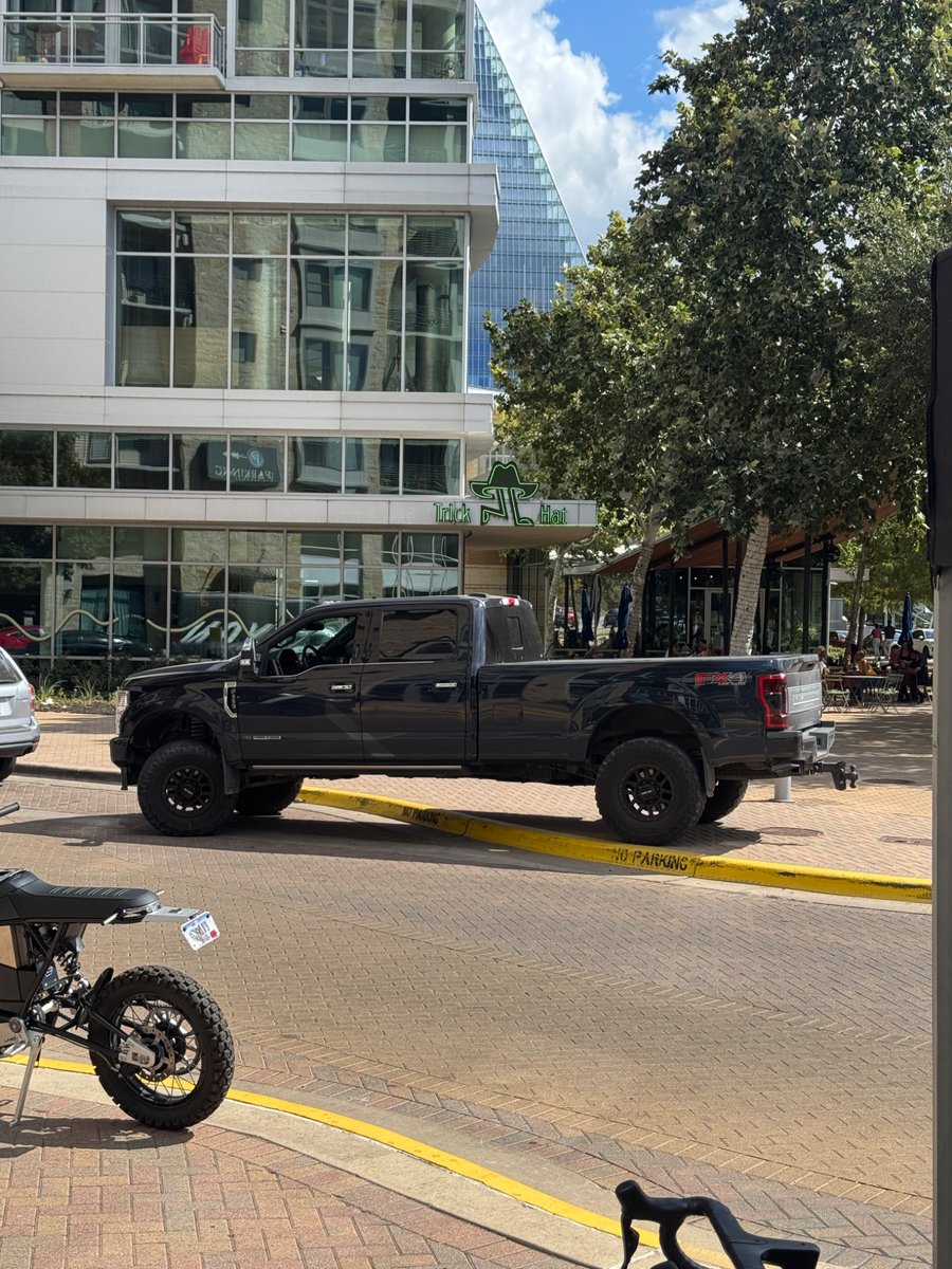 Can’t park there, mate