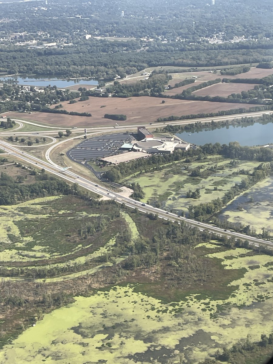 lighthawk_org's tweet image. 🛩️ Volunteer pilot Robert Thomas flew members of the Clean River Advisory Council (CRAC) above Illinois’ waterways to capture imagery of river restoration sites.

Footage will soon appear in a PSA to share the power of the aerial view far beyond the flight. 
#LightHawk