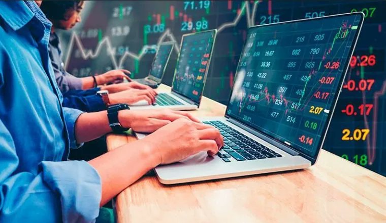 InvertixRD's tweet photo. Invertix presenta su Edición Premium 100% en línea: aprende a invertir estratégicamente en el mercado de valores local y global

https://t.co/uLTB1c3FDU

#RepublicaDominicana #DominicanRepublic #SantoDomingo #finanzaspersonales #trading #noticis #dominicanos https://t.co/Osv5zvk9Wx