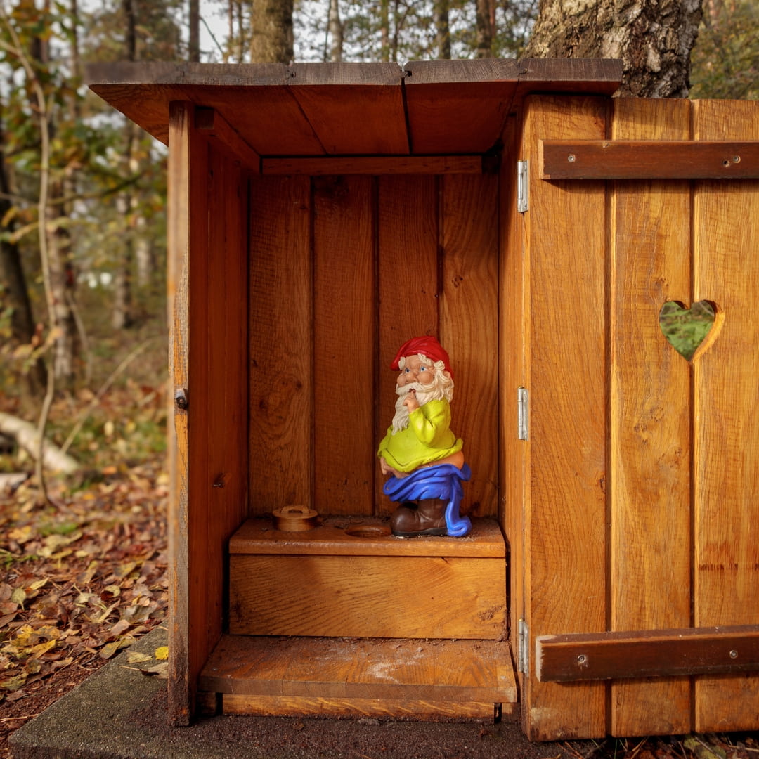 AnnySpoolder's tweet photo. De dag is nog niet voorbij, fijn avond allen.🏚️☕️🥃 #miniatuurwereld is vandaag het thema op dag 18 van #fot_O_ktober. Hier was ik een paar jaar geleden, #kabouterbos in #Vroomshoop met mijn kleinzoons. @jolandabrwr https://t.co/XvxjmrRkBh