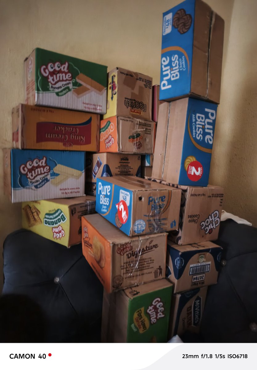 School kids, orphanage kids, kids in the streets and inmates , they all deserves good juice, drinks and biscuits 

Biscuits 3500,4k, 5k , 7k.....
Drinks 3k, 5k ... 
Juice 4k, 4500,8k, 13k...

Please support them and support my business with patronage🙏

Location : Lagos State