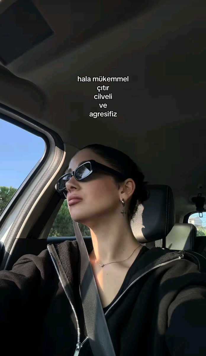 sinem (@kimbusnem) on Twitter photo 