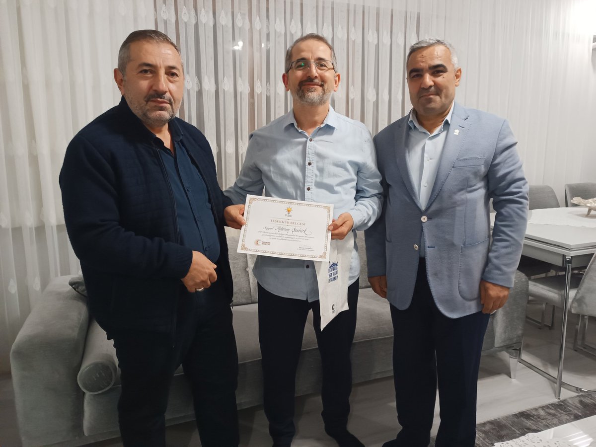 Üye ziyaretleri devam ediyor..
20 yılı aşan üyelerimize teşekkür belgesi takdim ettik..

<a href="/abdullahozdemir/">Abdullah Özdemir</a> 
<a href="/MustafaY_K/">Mustafa Yalçınkaya 🇹🇷</a> 
<a href="/fikretogus/">Fikret Ogus</a>
<a href="/Bilaluysal1818/">Bilal Uysal</a> 
<a href="/SeyhmusDoganay3/">Şeyhmus Doğanay</a>