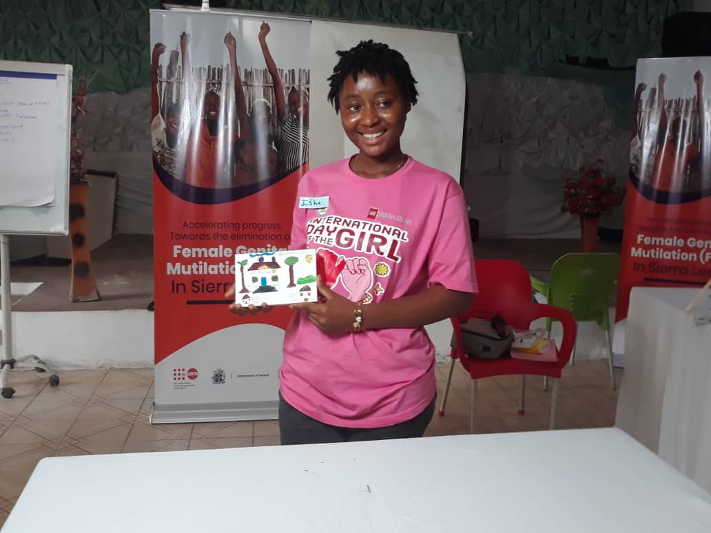 HerFutureFound1's tweet photo. Meet Isha Jalloh from Koinadugu District. Today, she join team @HerFutureFound1 with the vision to #ENDFGM and #GBV using the knowledge of real arts, content creation and storytelling in her school and community
#SheisAMAGIC 

@IrlEmbFreetown 
@UNFPASierraleon 
@MFAIceland https://t.co/5JTqq7wJ8M