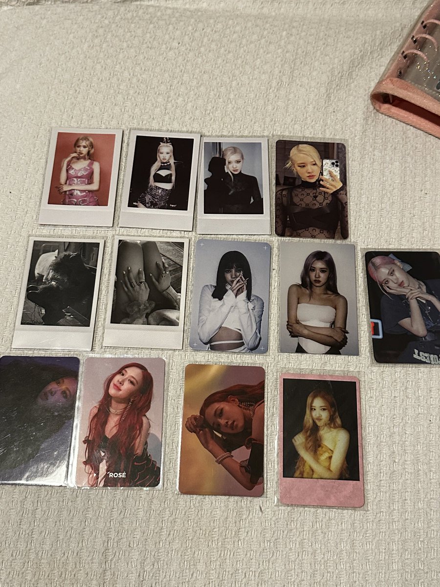 elfitimee's tweet photo. Fiyatlar altta yazılı🤍 bildigim kadariyla hicbirinde hasar yok sorunuz varsa cekinmeden sorabilirsiniz🩷 @blackpinksatis https://t.co/QNZeB9V3Yx