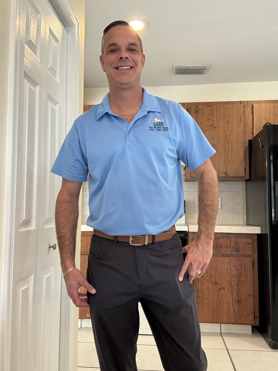 PRealtor81's tweet photo. Tomorrow Open House ‼️ 1-3PM Great Family Home in Wellington. Nice pool to relax and enjoy the Florida Sun 🌞 Close to Showgrounds and just in time for season. 3bd 2bath $575,000 Laer Realty Partners Mark Wootton 561-268-7827 https://t.co/mRuo5WB1eR