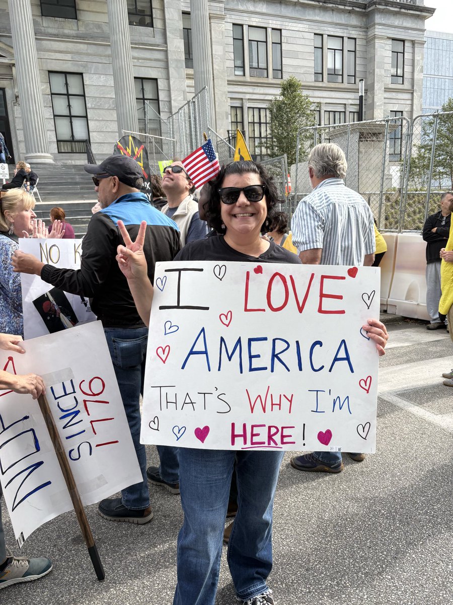 Dr. D she/ella (@monica_dantonio) on Twitter photo 