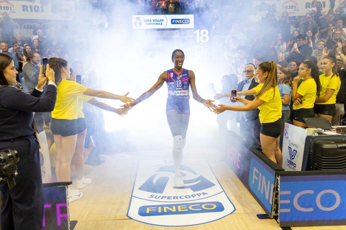 𝑺𝑼𝑷𝑬𝑹 𝑴𝑽𝑷 𝒑𝒆𝒓 𝒍𝒂 𝒏𝒐𝒔𝒕𝒓𝒂 𝒑𝒓𝒊𝒎𝒂 𝑺𝒖𝒑𝒆𝒓𝒄𝒐𝒑𝒑𝒂!🏆🔥🩷

3️⃣0️⃣ punti
1️⃣ muro
1️⃣ ace

#TrueLove 🫶🏻 #SupercoppaFineco