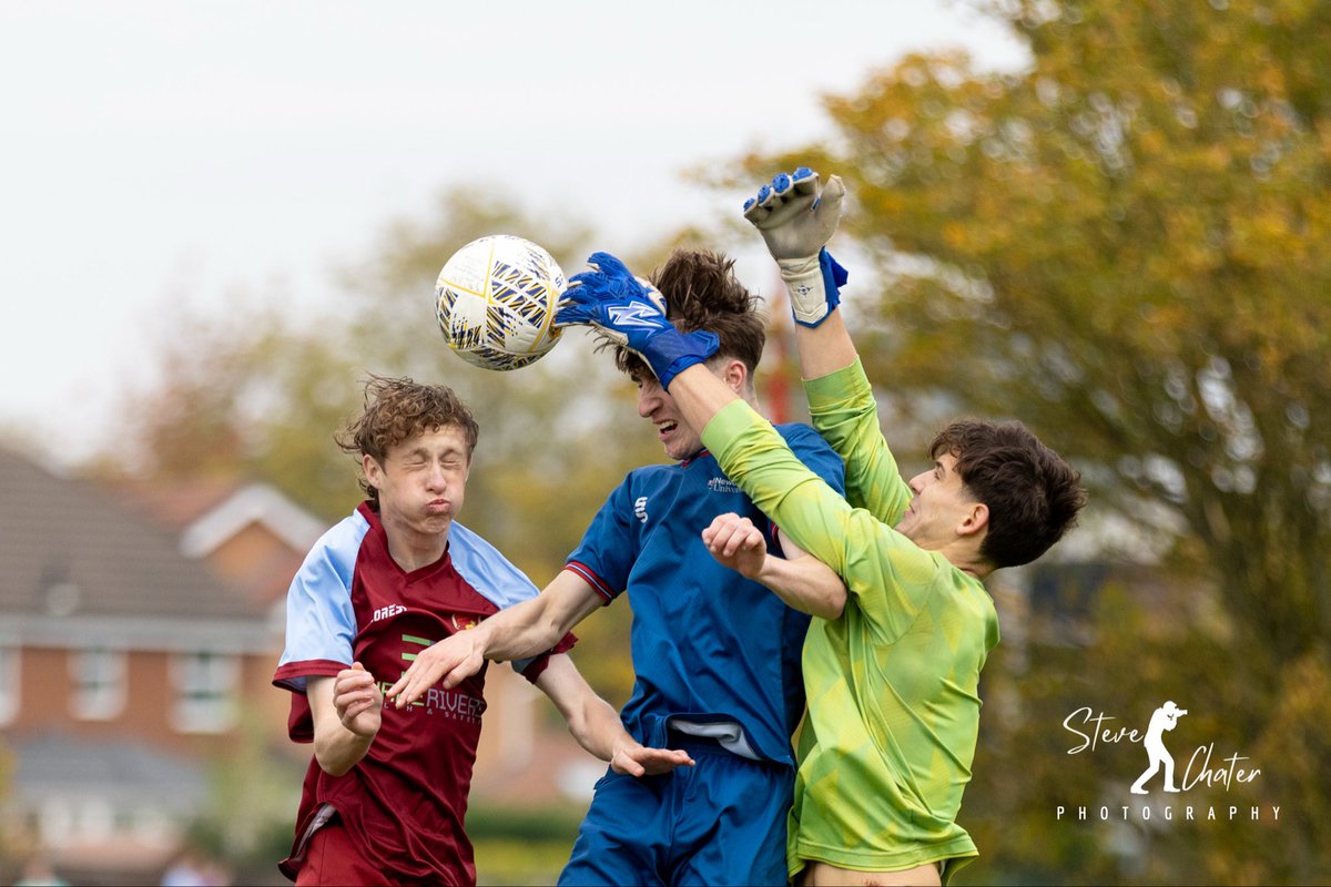 Steve_Chater's tweet image. Four frames from today’s @nfalliance1890 League Cup game between @NewcastleUniAFC and @PercyMainAFC 

More photos over on Facebook @ Steve Chater Sports Photography