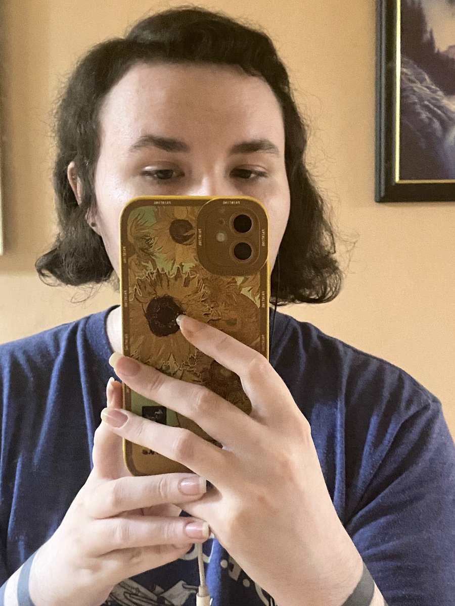I don’t typically post photos of myself but my hair is really cute please ignore my face I’m v tired 😊
