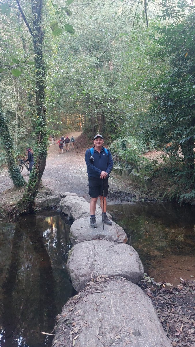 mullen_derek's tweet photo. Well, that's day 4 over, nice hike, plenty of hills to challenge the legs and plenty of people for chats along the way. Staying in lovely farmhouse outside Arzúa tonight, great food and their own wine too. 38 Kms left over two days. https://t.co/qt3ZYfhloi