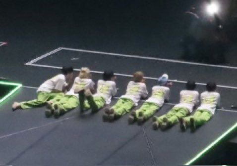 gomduu's tweet image. like never ever separate them😭😭