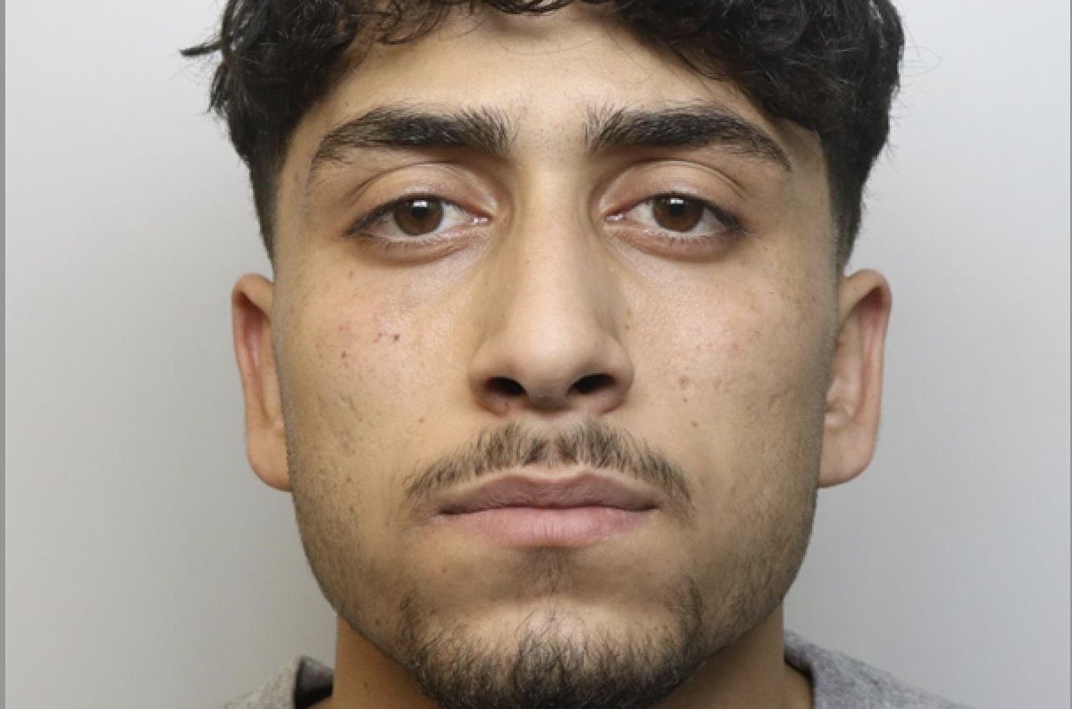 Meet Hadi Al Koumi, 18, from Palestine. He's just been convicted of sexually assaulting four women on the London Underground.

He invaded the UK via small boat and was living in a migrant hotel in London.

He was jailed for 4yrs but won't be deported.🇬🇧