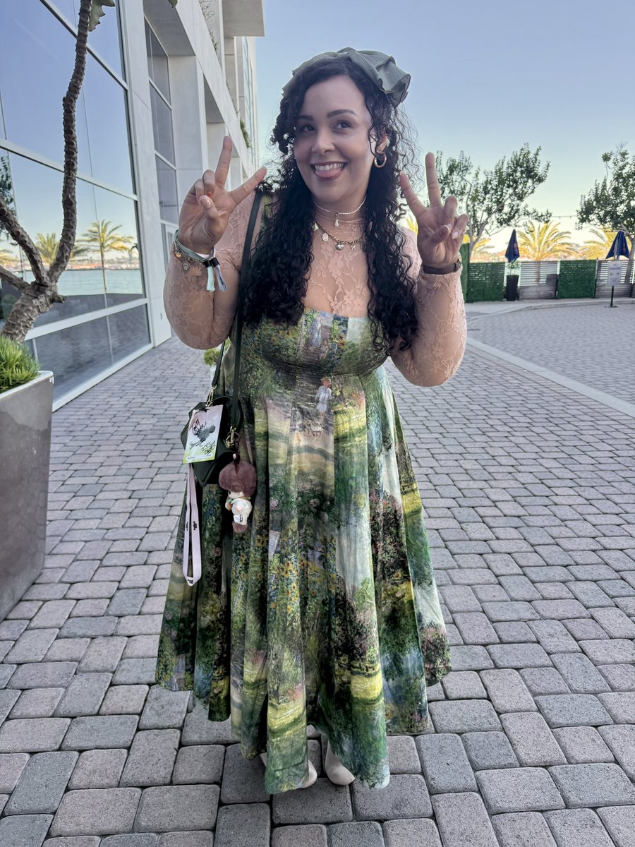 Oh my gosh let’s talk about <a href="/Play2XKO/">2XKO</a> 

Come hang out with me today at TwitchCon and tell me why you love Teemo. 

If you’re not at TwitchCon tell me anyway. 💕