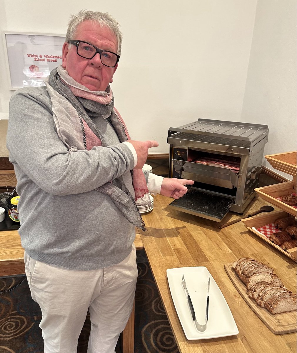 EugeneKCamera's tweet image. ⁦@PhilipSerrell⁩ appraising the toaster at breakfast this morning.  Not sure if it met the requirements but presented here  for viewing - a rare behind the scenes glimpse of a true toaster aficionado at work in his natural habitat. ⁦@MrSebDaniel⁩