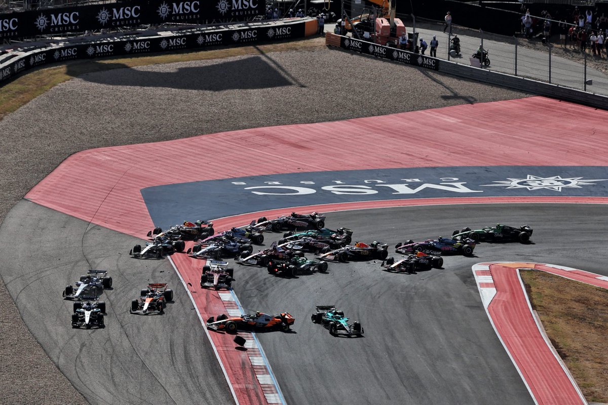 McLaren: Meglepő, hogy tapasztalt versenyzők ennyire nem figyelnek másokra… m4sport.hu/forma-1/cikk/2…