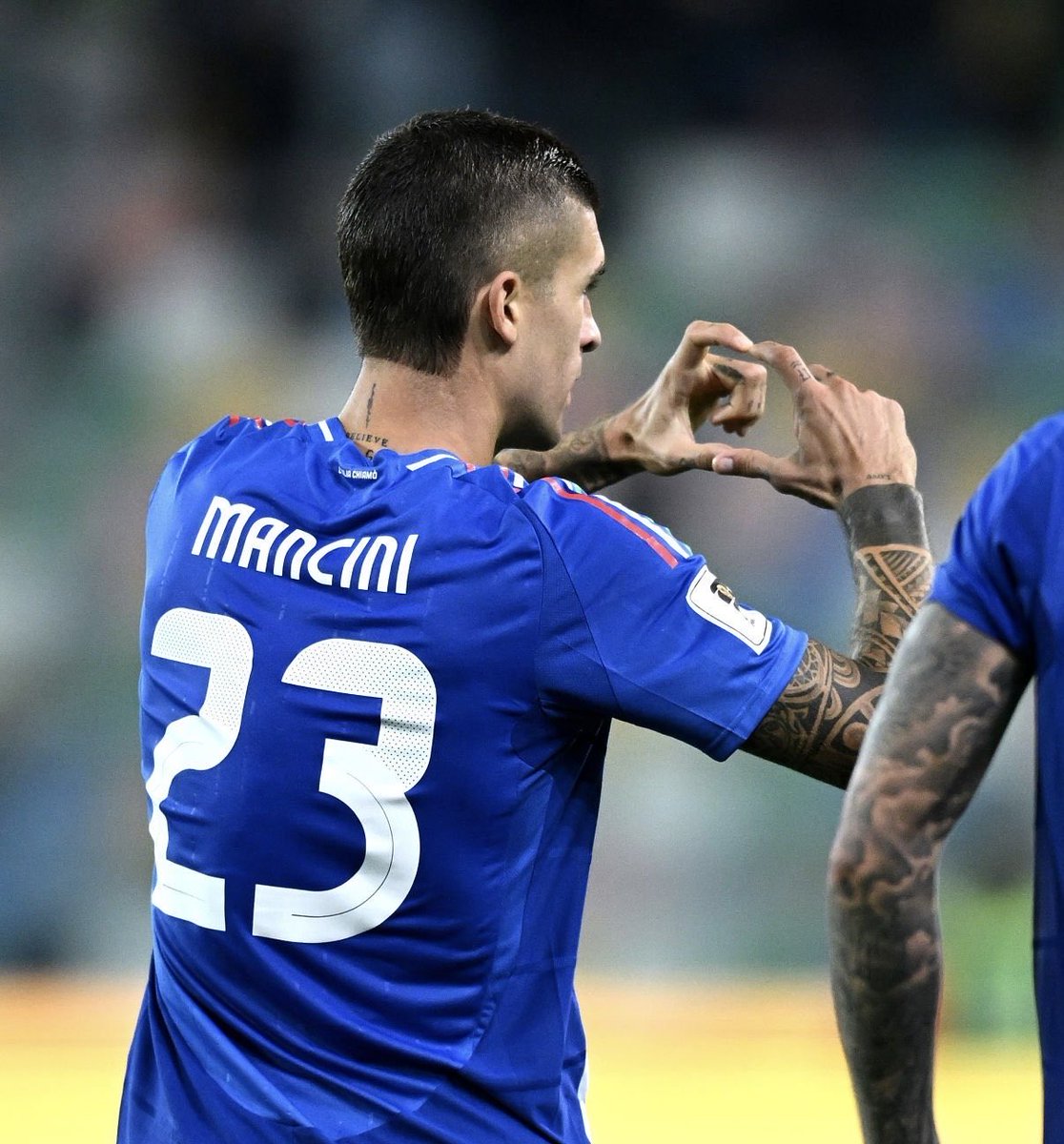 vurmalı kırmalı stoperlerin son örneği. her maçını izliyoruz izlemeye devam edeceğiz