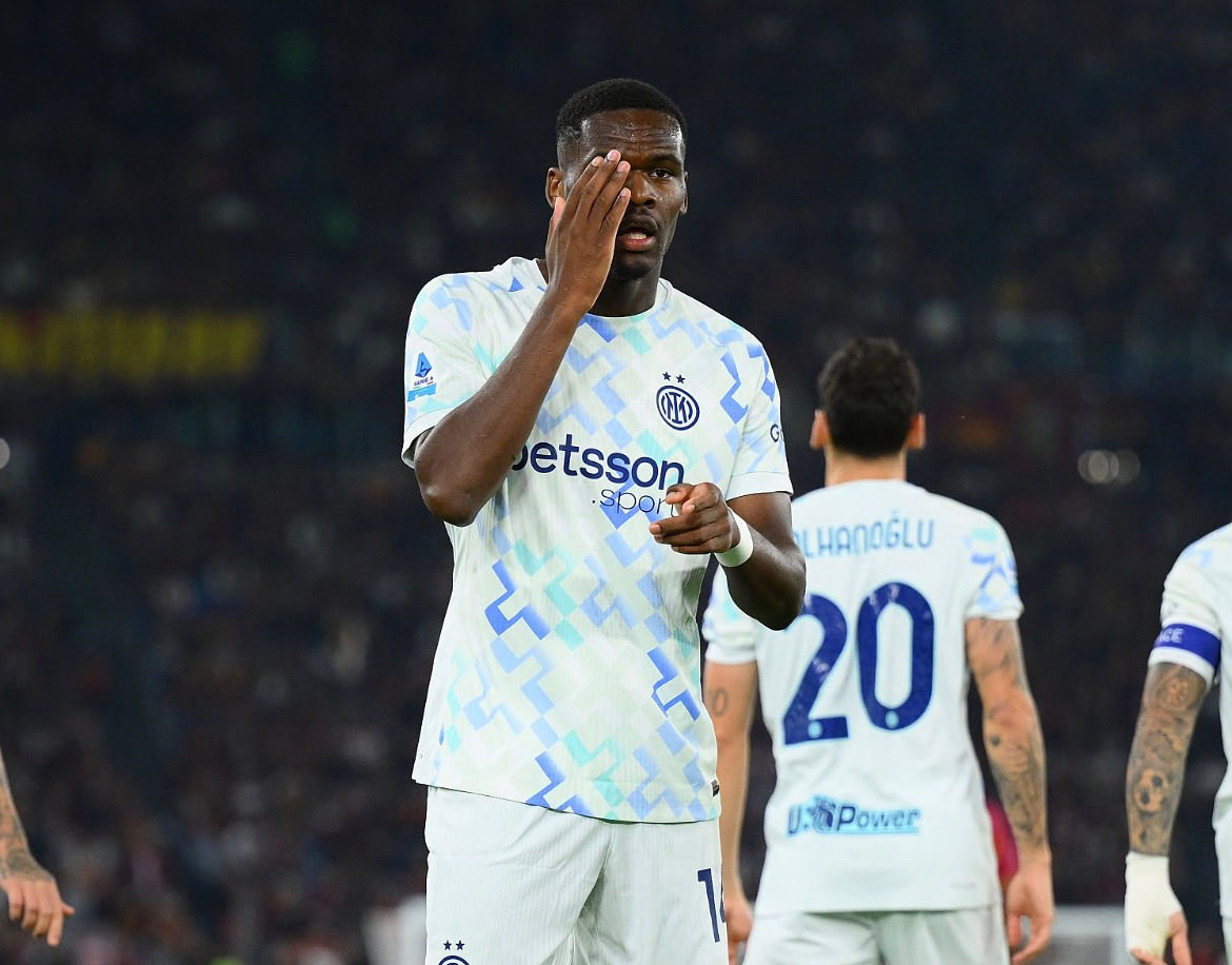 RanocchiateBlog's tweet image. So che sono passati 45 minuti ma ho ancora paura che lo annullino #romainter #bonny